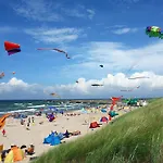Апартаменты Holiday Studio Close To The Seaside Beach *